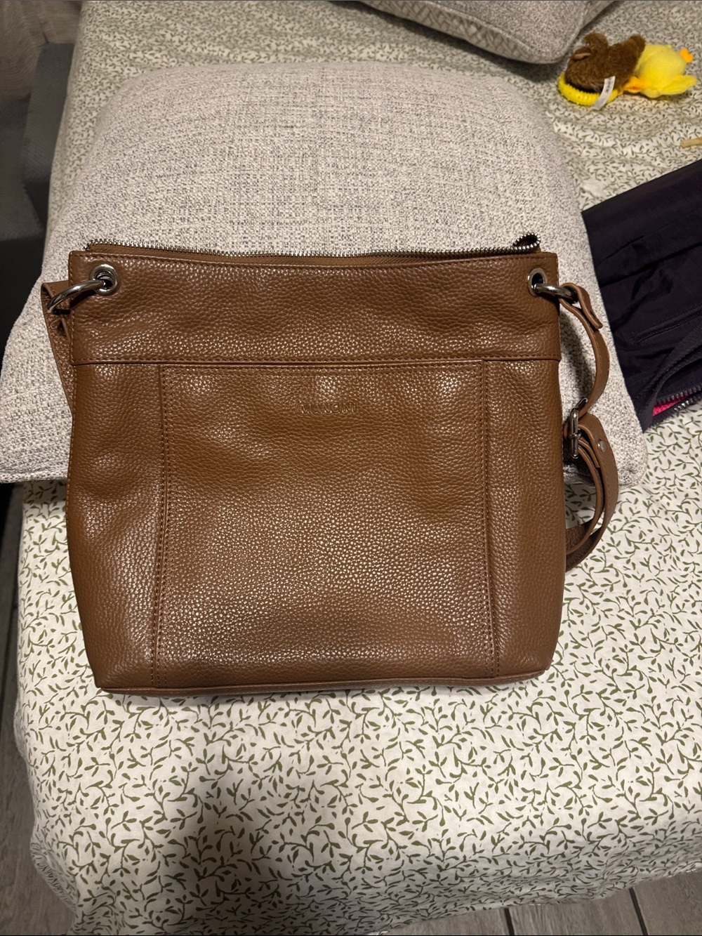Like nee crossbody